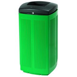 4 bancs le Millavois + 1 corbeille Natura + 1 corbeille en cadeau